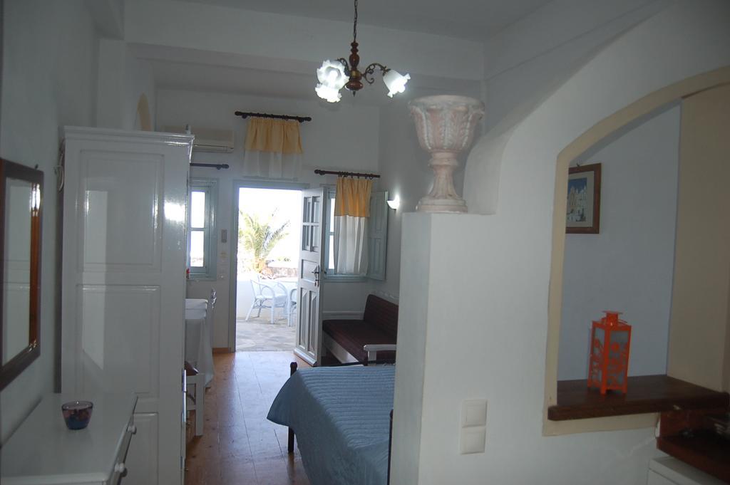 Atlantida Villas Foinikia  Room photo